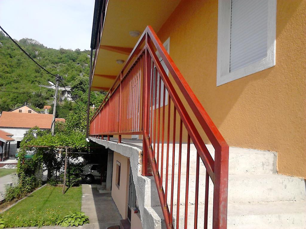 Apartments Mirkovic Cetinje Exteriör bild