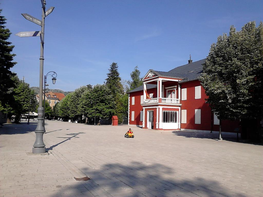 Apartments Mirkovic Cetinje Exteriör bild