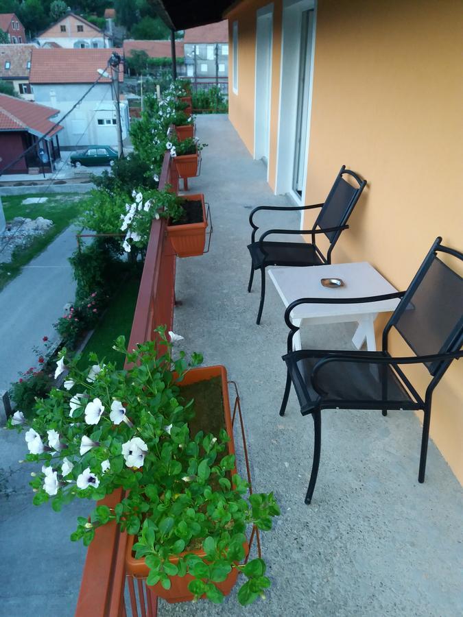 Apartments Mirkovic Cetinje Exteriör bild