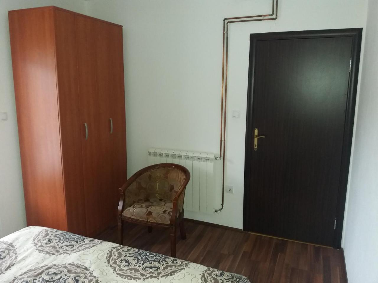 Apartments Mirkovic Cetinje Exteriör bild