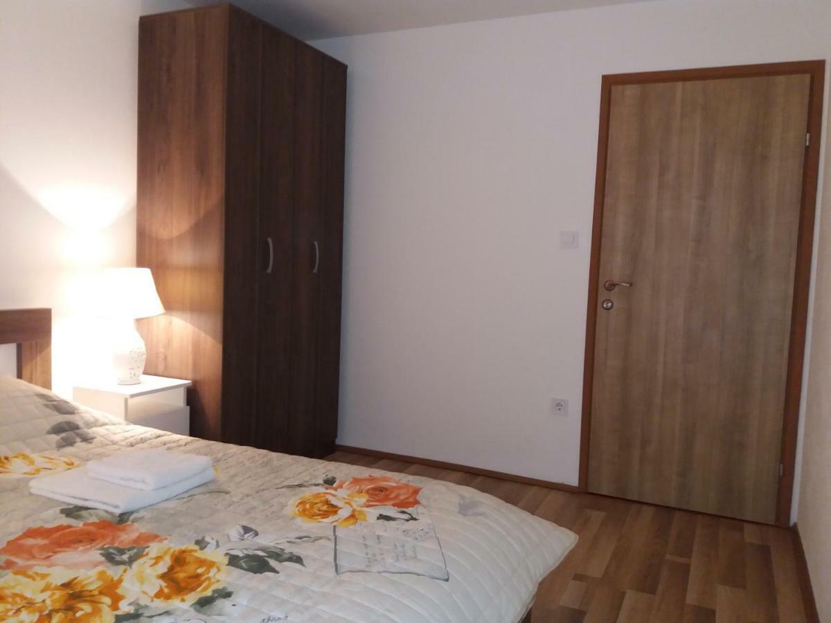 Apartments Mirkovic Cetinje Exteriör bild