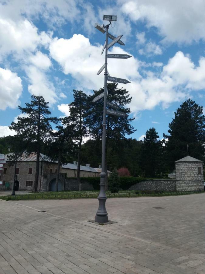 Apartments Mirkovic Cetinje Exteriör bild